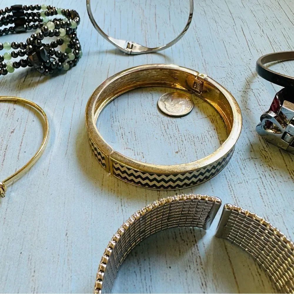 Bracelet Bundle‎  - Picture 4 of 6